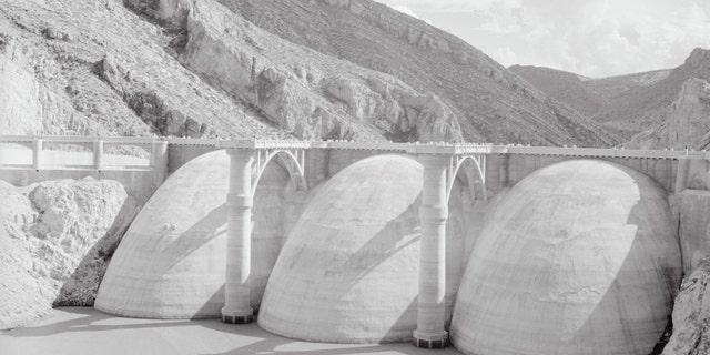 An aerial view of the Coolidge Dam in Arizona in 1950