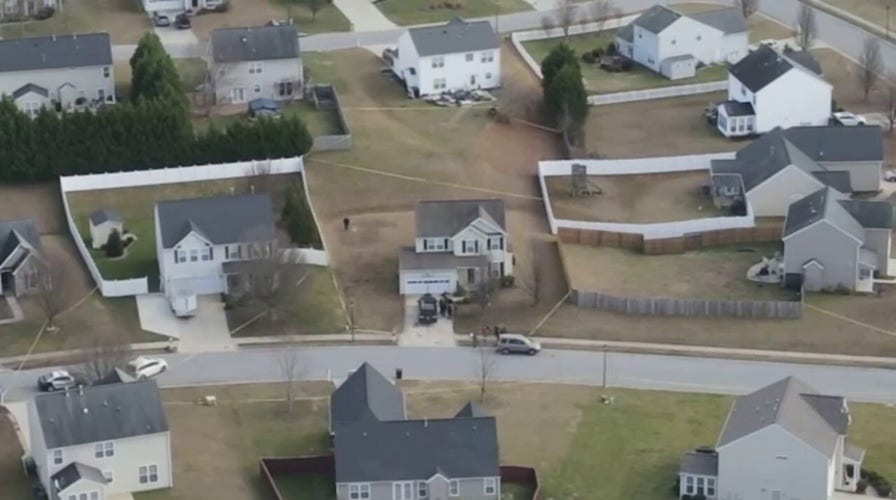 North Carolina murder-suicide leaves five dead, police say two people were 'screaming for help'