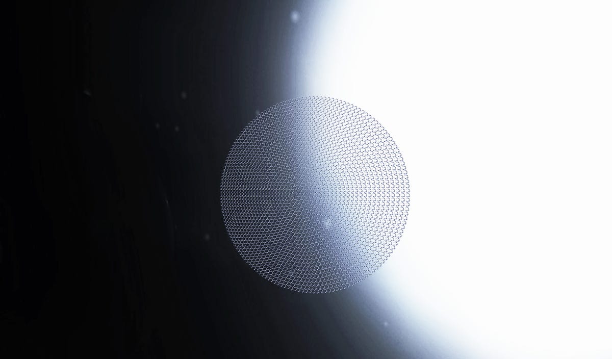 a circle of bubbles appears at the edge of the sun