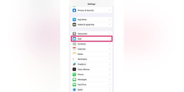 Photo instructions on how to select "Mail" from the Settings screen.