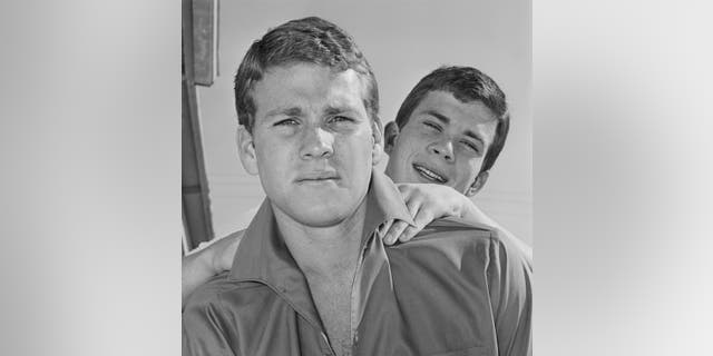 Kevin O'Neal was the younger brother of Ryan O'Neal.