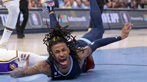 Ja Morant injures his hand during the second half against the Los Angeles Lakers.