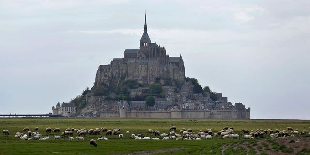 Mont-Saint-Michel