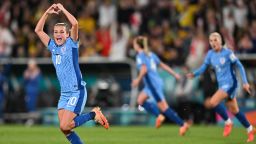 TOPSHOT - England's midfielder #10 Ella Toone celebrates scoring her team's first goal during the Australia and New Zealand 2023 Women's World Cup semi-final football match between Australia and England at Stadium Australia in Sydney on August 16, 2023. (Photo by Izhar KHAN / AFP) (Photo by IZHAR KHAN/AFP via Getty Images)