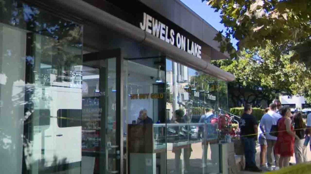 Jewels on Lake store