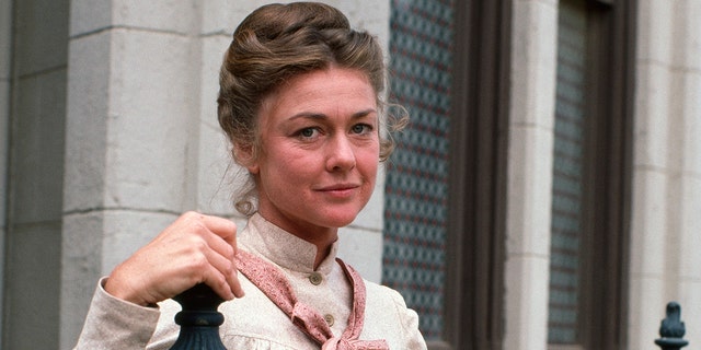 Hersha Parady in costume as Alice Garvey