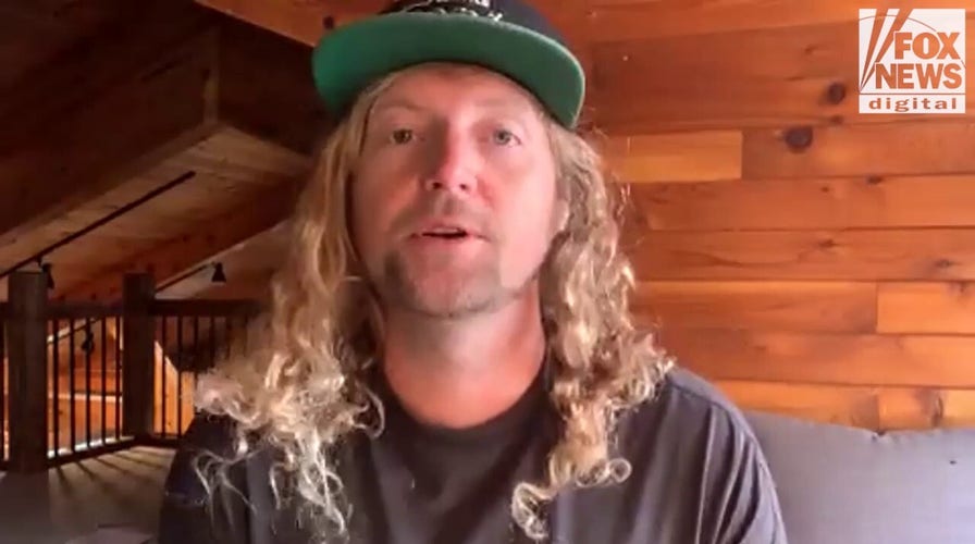 Christian singer reacts to newspaper calling worship gathering 'dangerous'