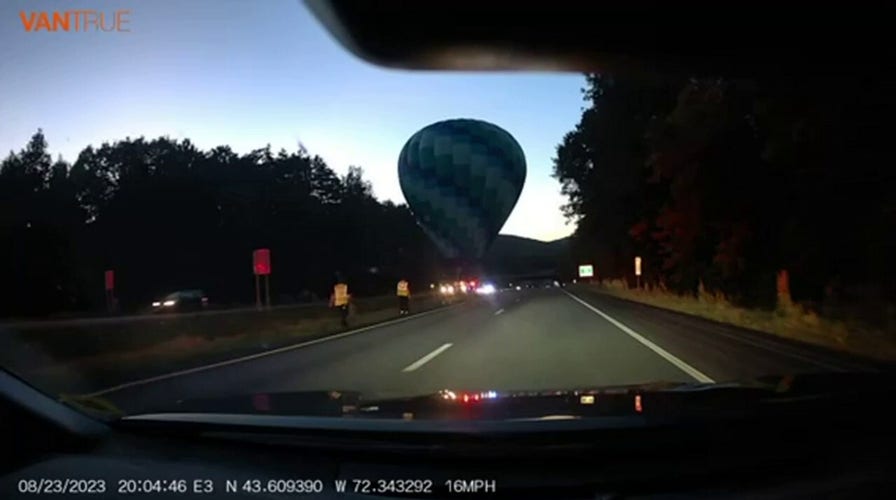Hot air balloon lands on Vermont highway after stalling 'in flight'