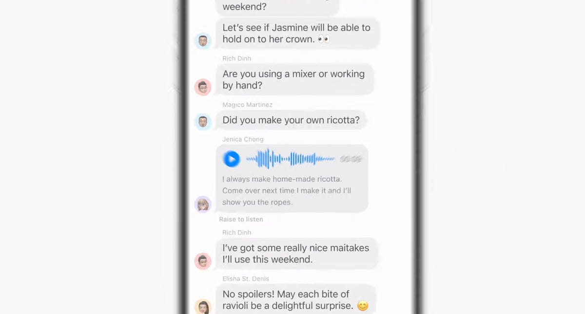 A message thread showing an audio recording and its transcription