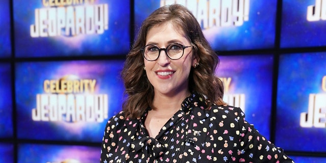 Mayim Bialik in "Jeopardy!"