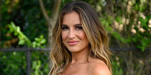 Jessie James Decker wears nude bodysuit in tropical photoshoot