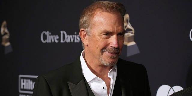 Kevin Costner on the red carpet