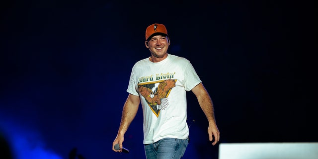 Morgan Wallen debuts new look