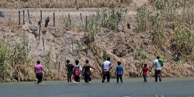 Migrants