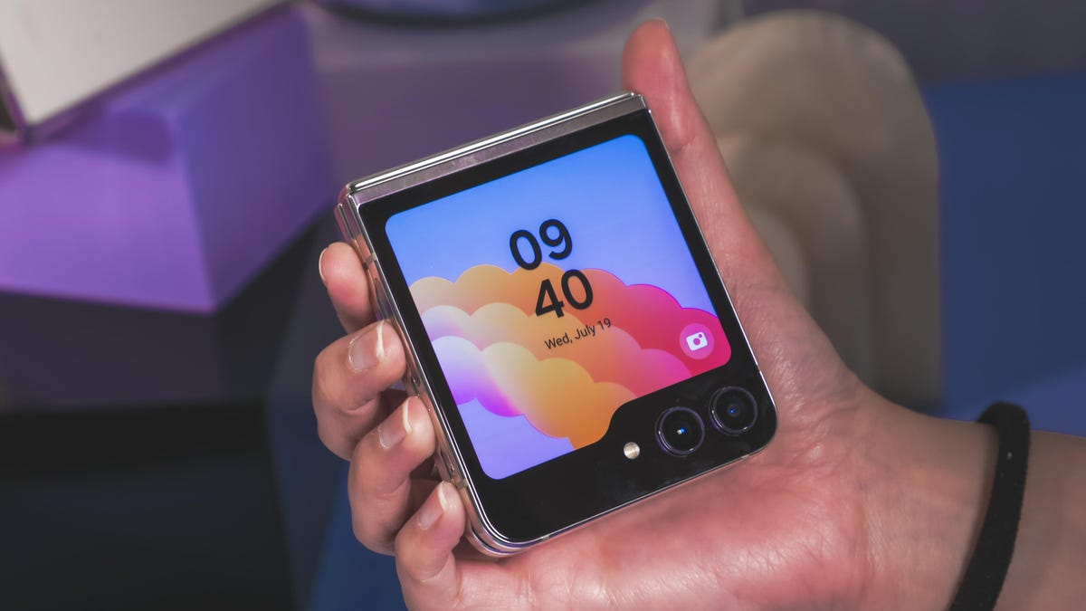 The new Samsung Galaxy Z Flip 5 phone