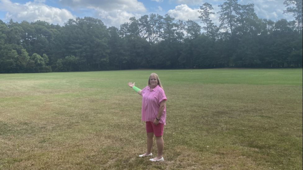 Jones in a field