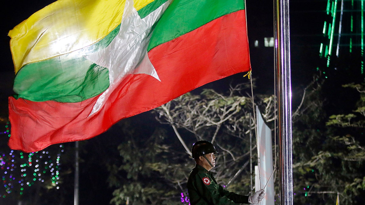 Bu8rma military official