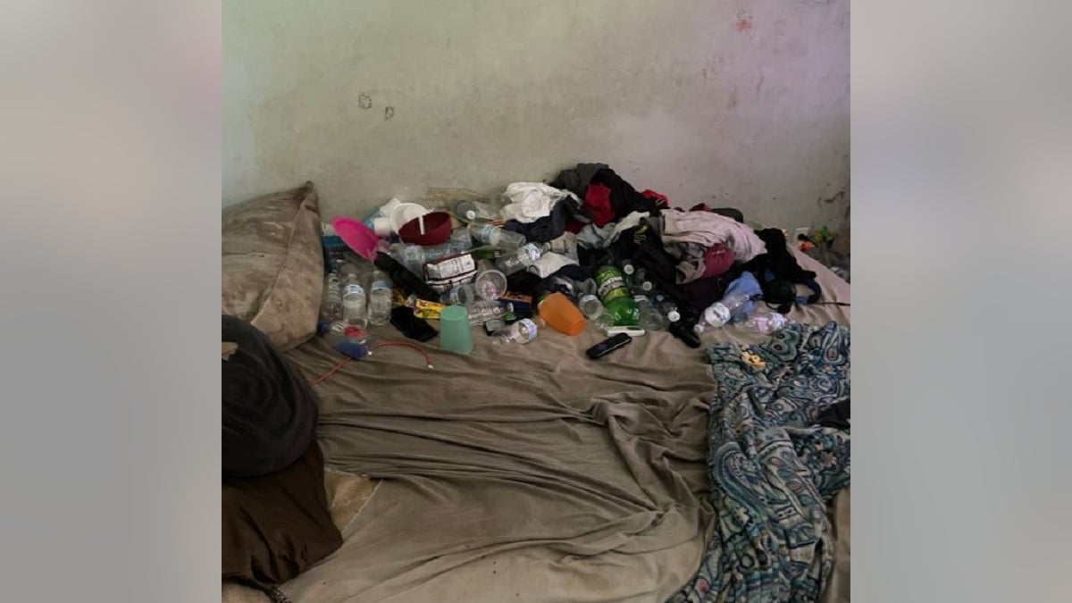 Florida home is a mess