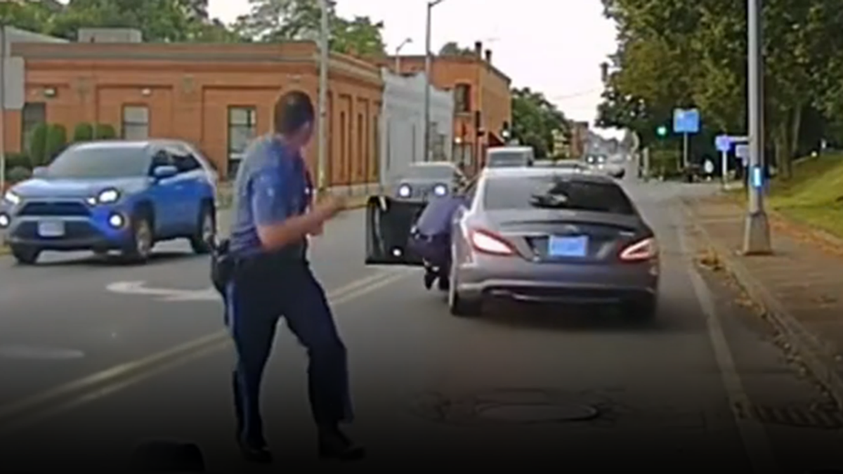 Massachusetts State Police trooper dragged by vehicle