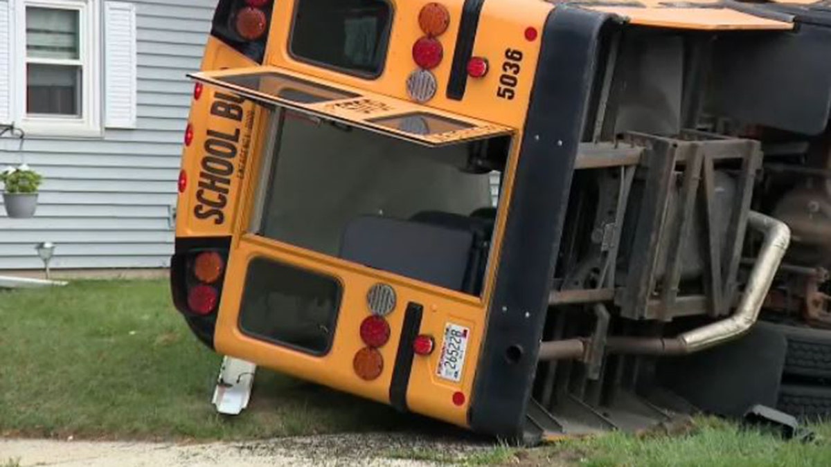 WI bus crash two