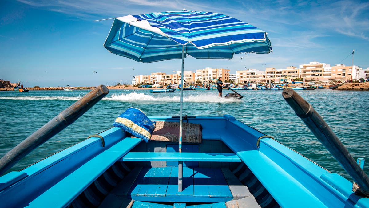 Tourism resort towns