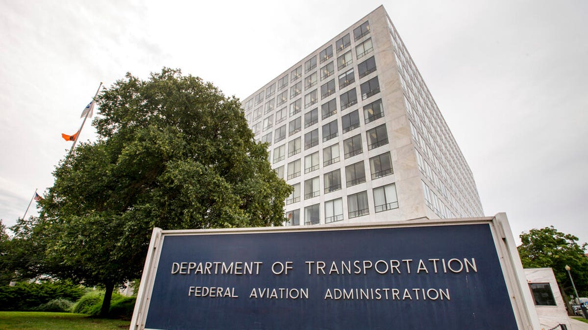 Department of transportation building