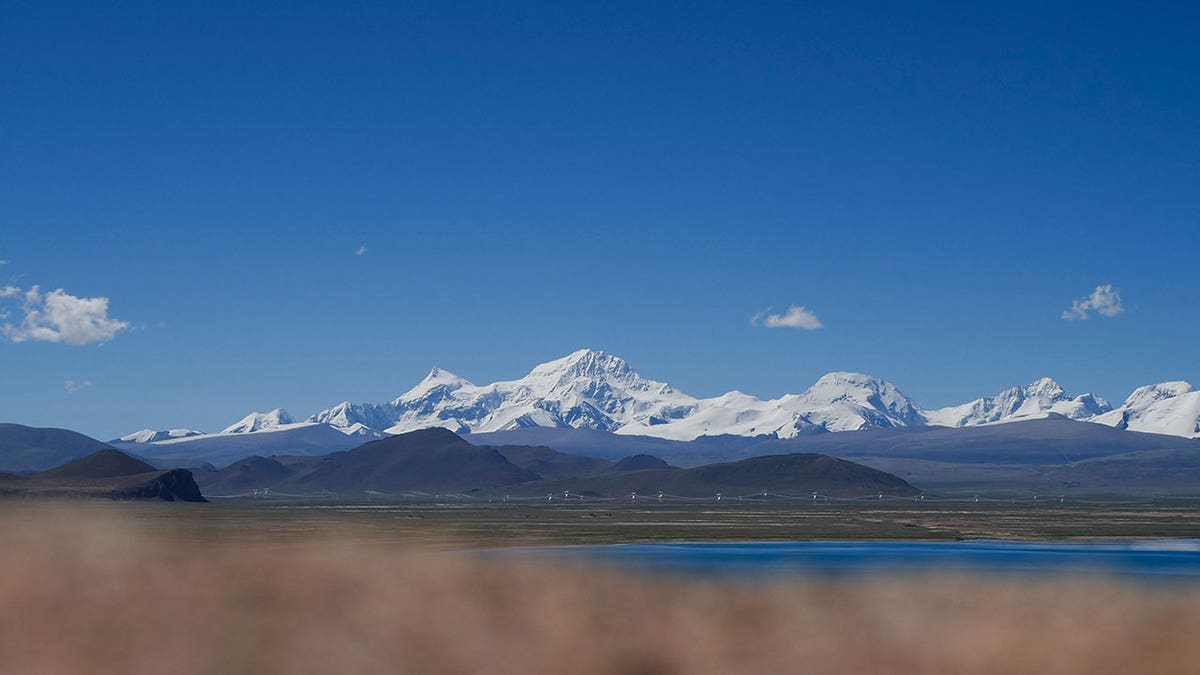 Mount Shishapangma 