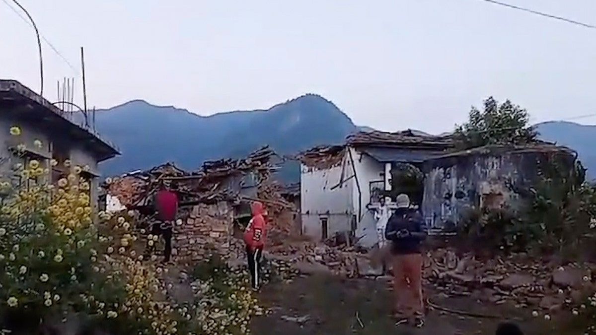 Mountains, houses