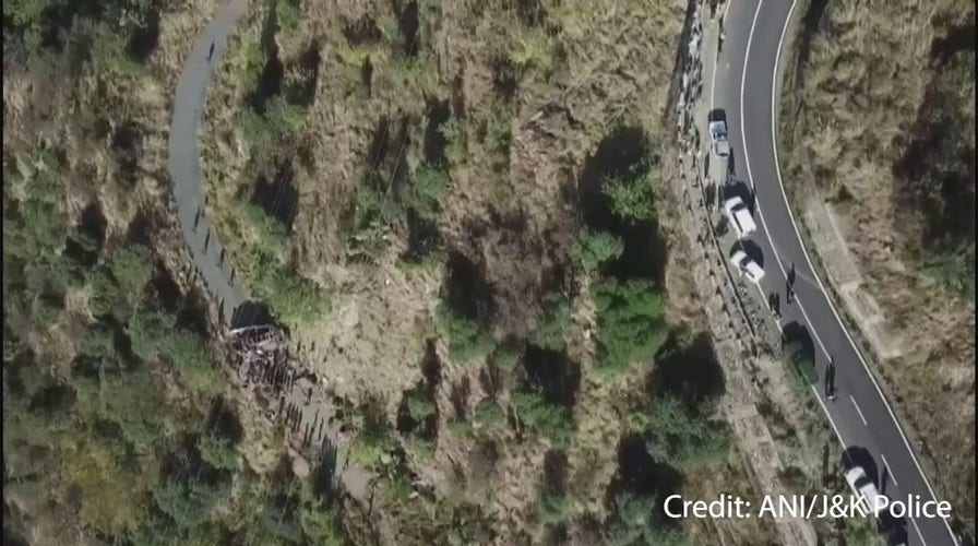 Bus falls into gorge in India