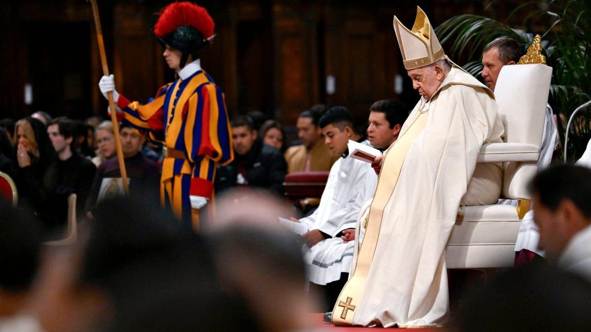 Pope Francis mass Guadalupe