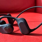 soundpeats-runfree-red-background