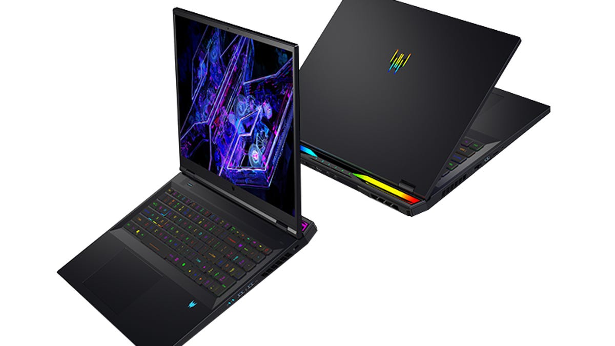 Acer Predator Helios 18 front and back