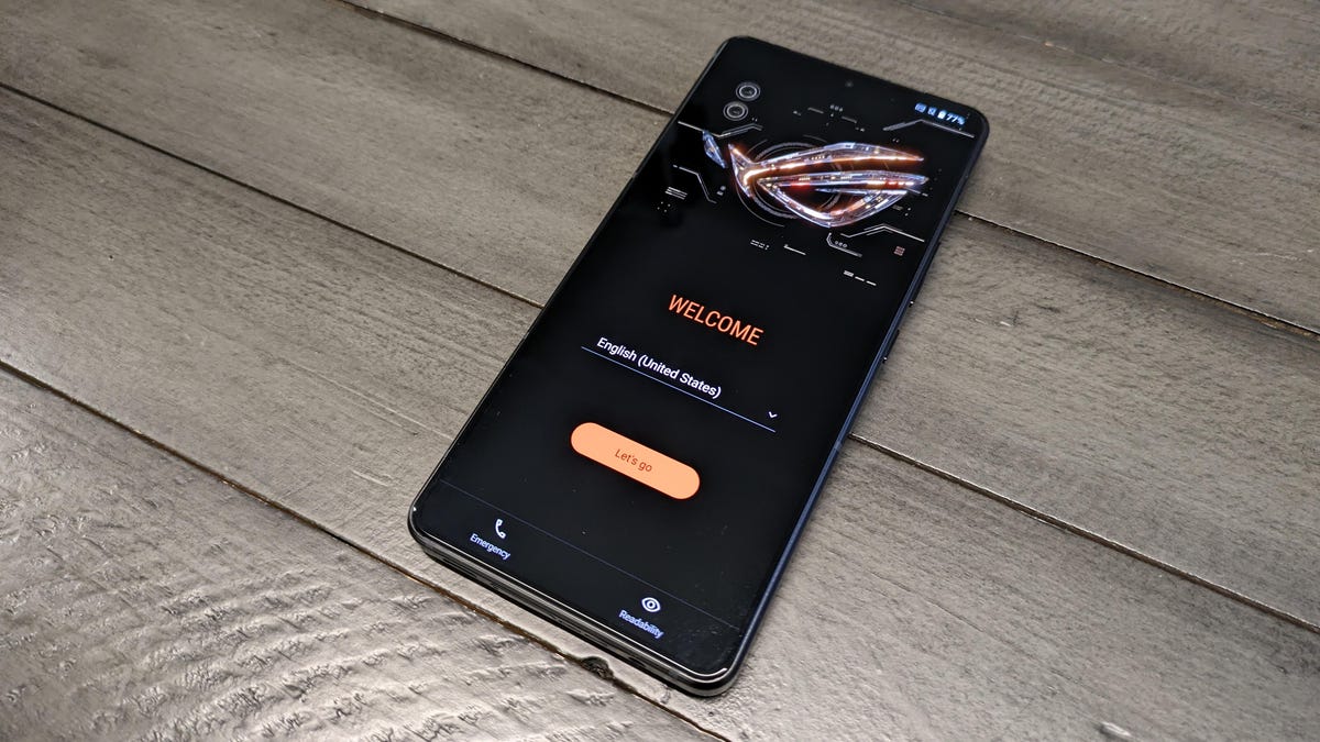 Asus ROG Phone 8 Pro display