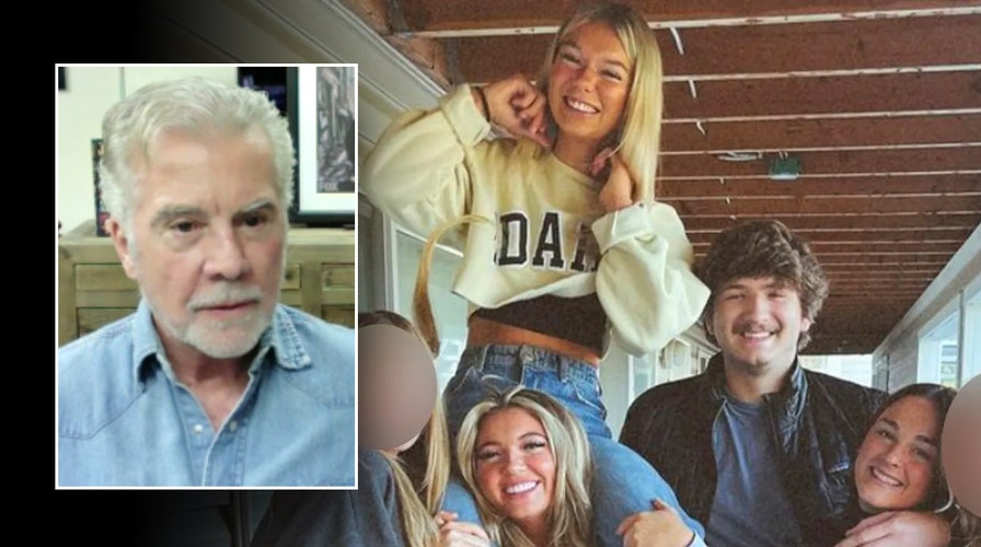 'America's Most Wanted' host John Walsh: 'Help me catch bad guys'