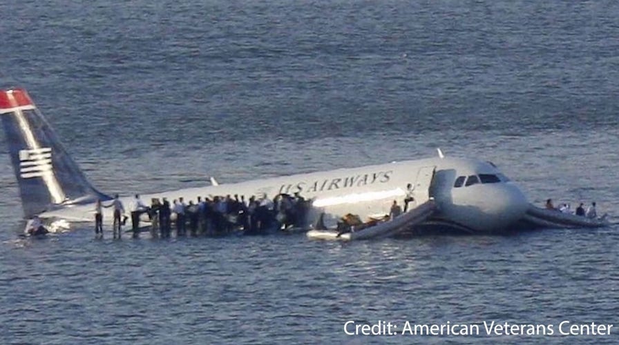 Captain Sully says there was "one classroom discussion" before "Miracle on the Hudson"
