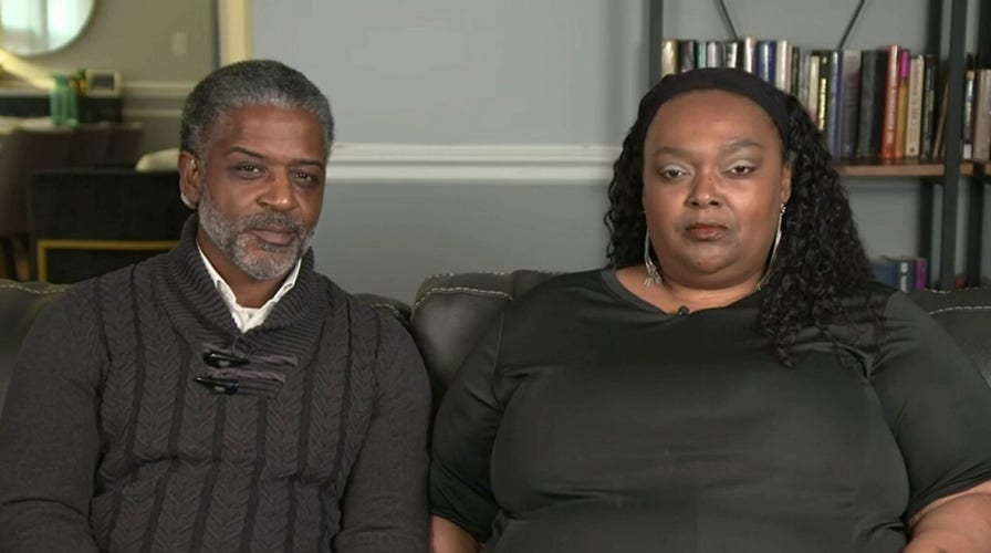 Chicago Democrat suing city describes benefits illegal migrants are receiving