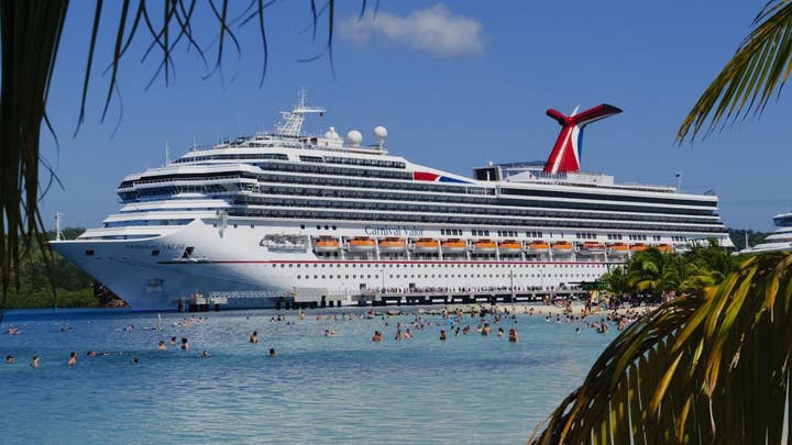 5 things you didn’t know about traveling on cruise ships
