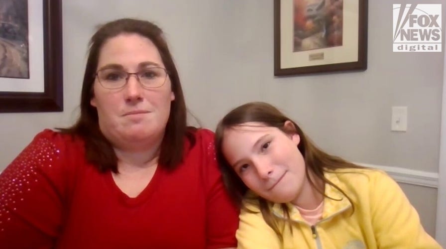 Georgia family adopts paralyzed sea turtle for daughter with similar disability