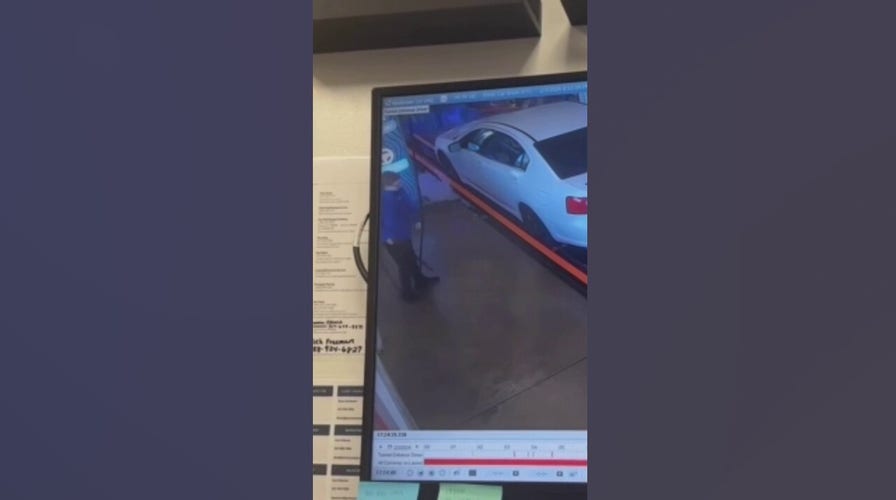 Car wash worker retaliates after rude customer throws drink in her face