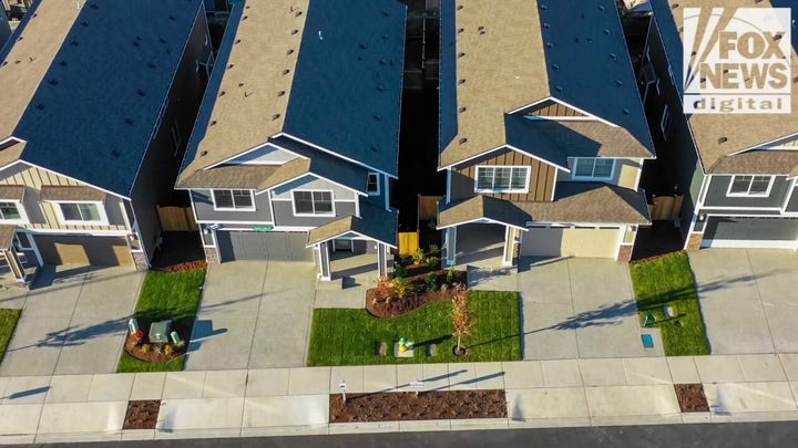 Scammed into squatting: Handyman has alarming warning for online house hunters