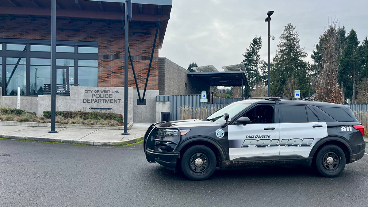Lake Oswego police car
