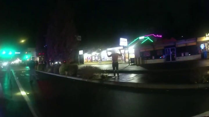 Bodycam of Mountlake Terrace police using new tech to subdue a resistant suspect without pain