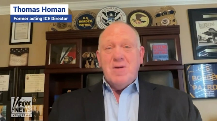 Former ICE Director backs Abbott over Biden on Texas immigration law
