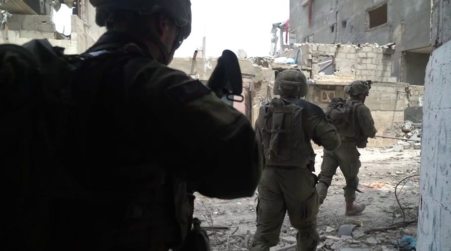 Israeli forces raid Hamas tunnel in Rafah, seize weapons cache