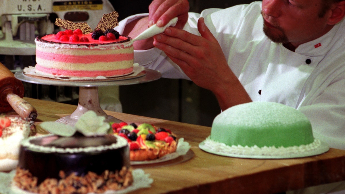 Swedish princess cake