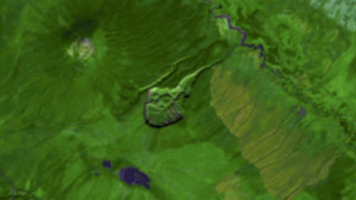 Siberia's 'Gateway to Hell' crater fuels new fears