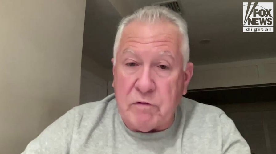 Former NYPD commander sheds light on manhunt for UnitedHealthcare CEO