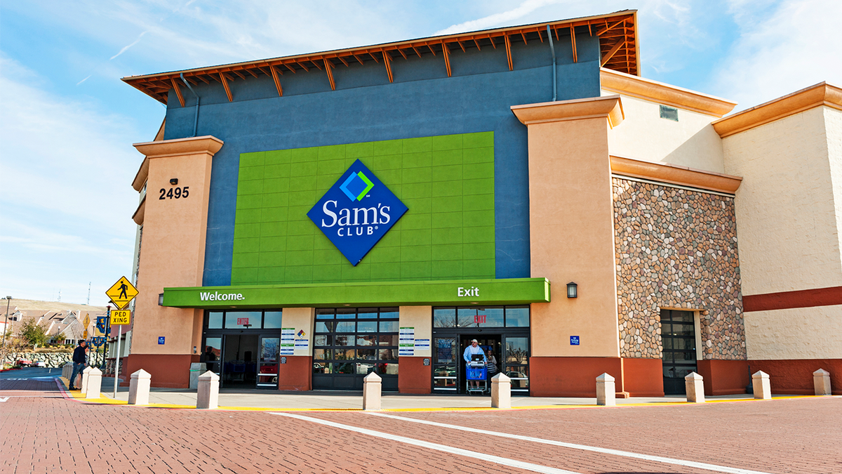 Sam's Club