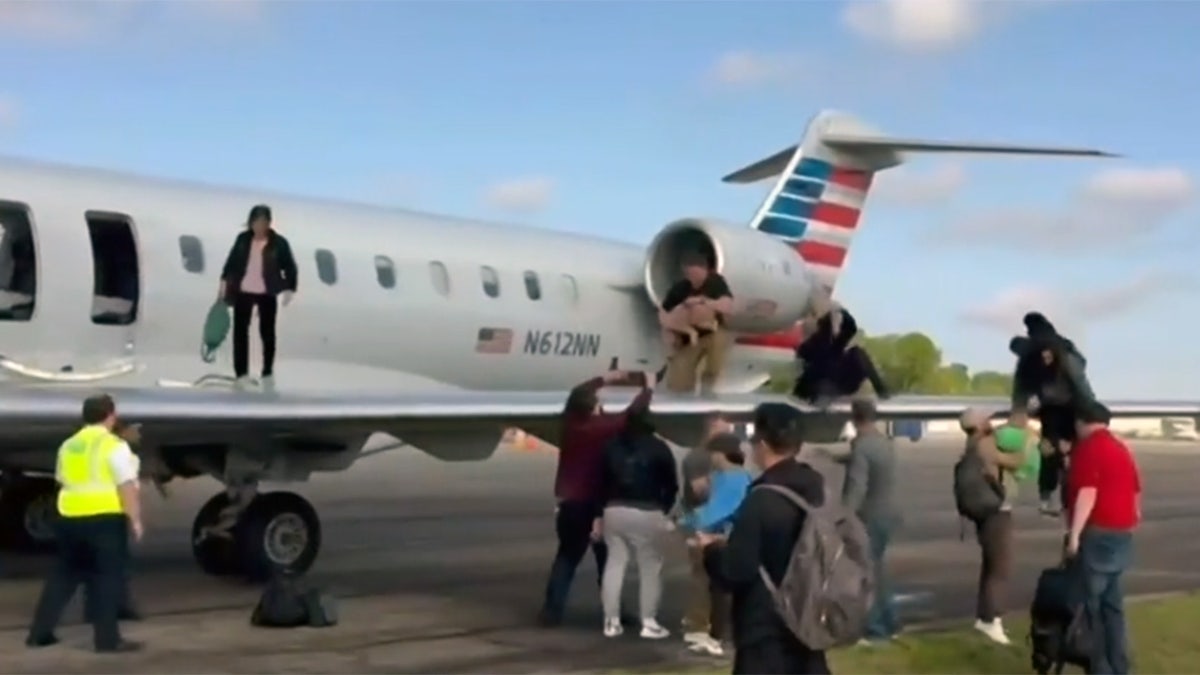Evacuation of American Airlines flight in Georgia