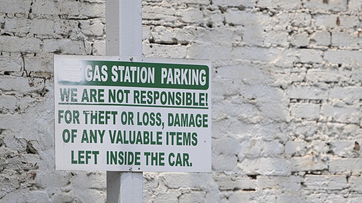 A theft warning sign in Washington DC